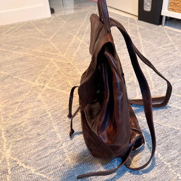 VINTAGE VILLAGE TANNERY LEATHER BACKPACK main image 6